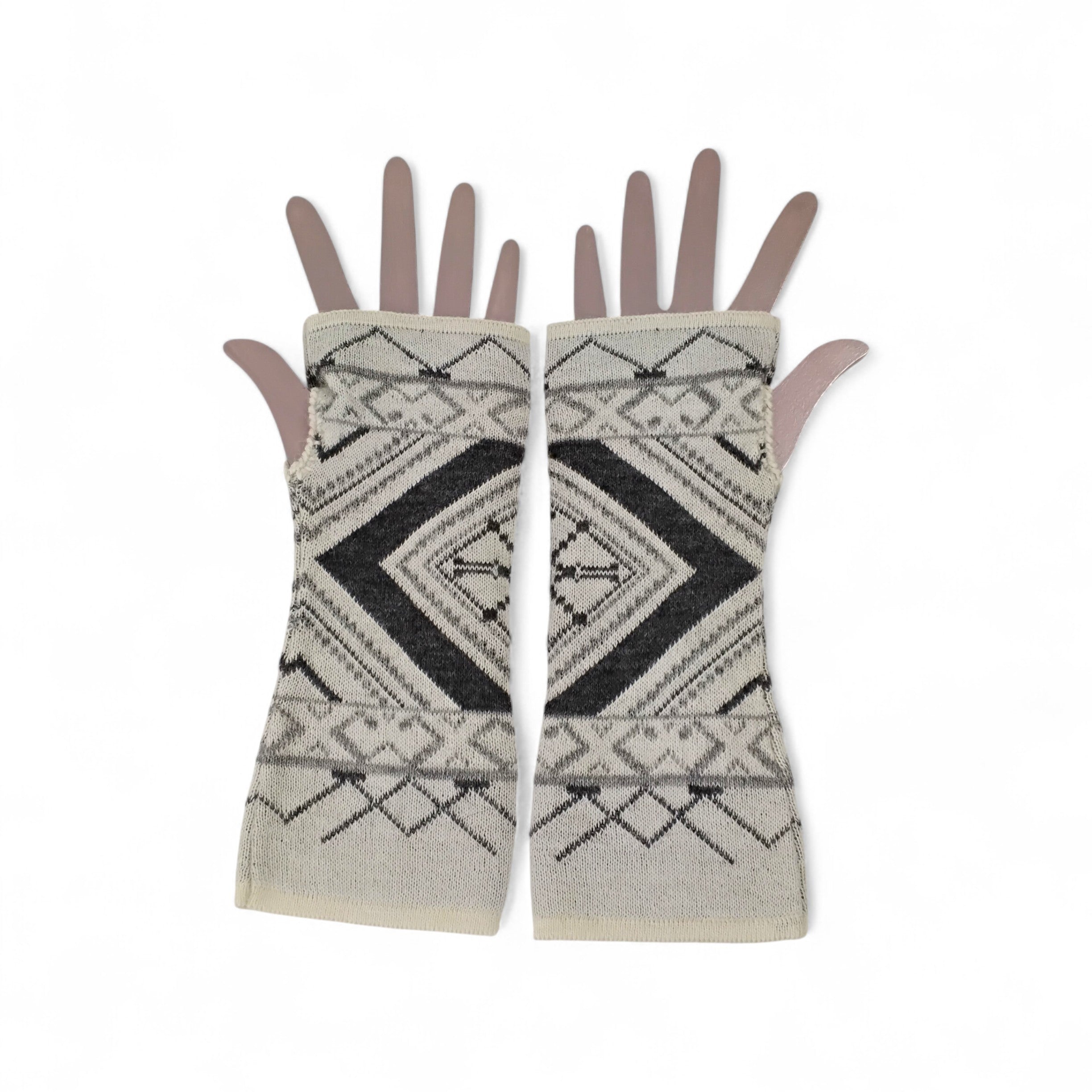 White Diamond Alpaca Fingerless Gloves