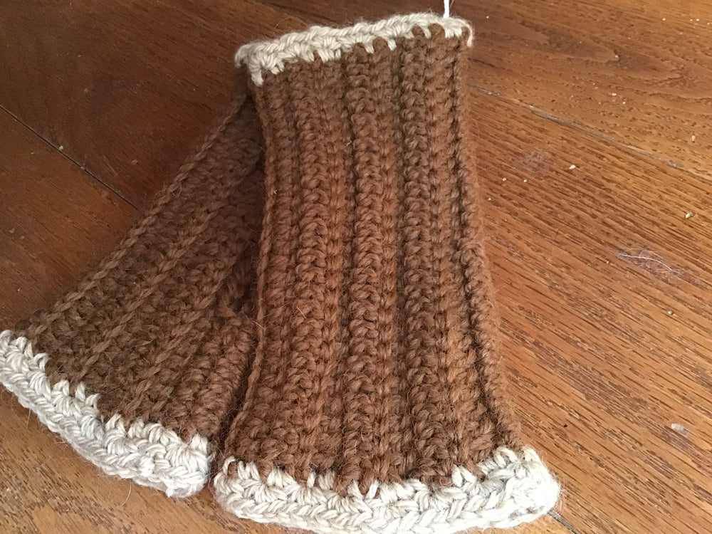 Hand Crochete Gauntlet